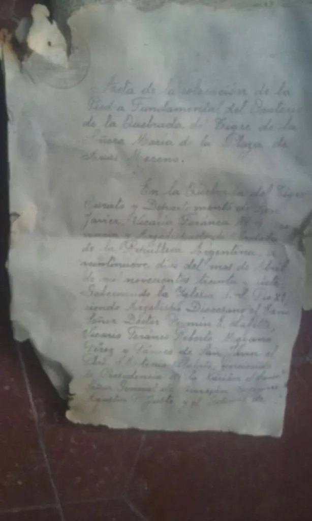 Acta de inauguración de la capilla.