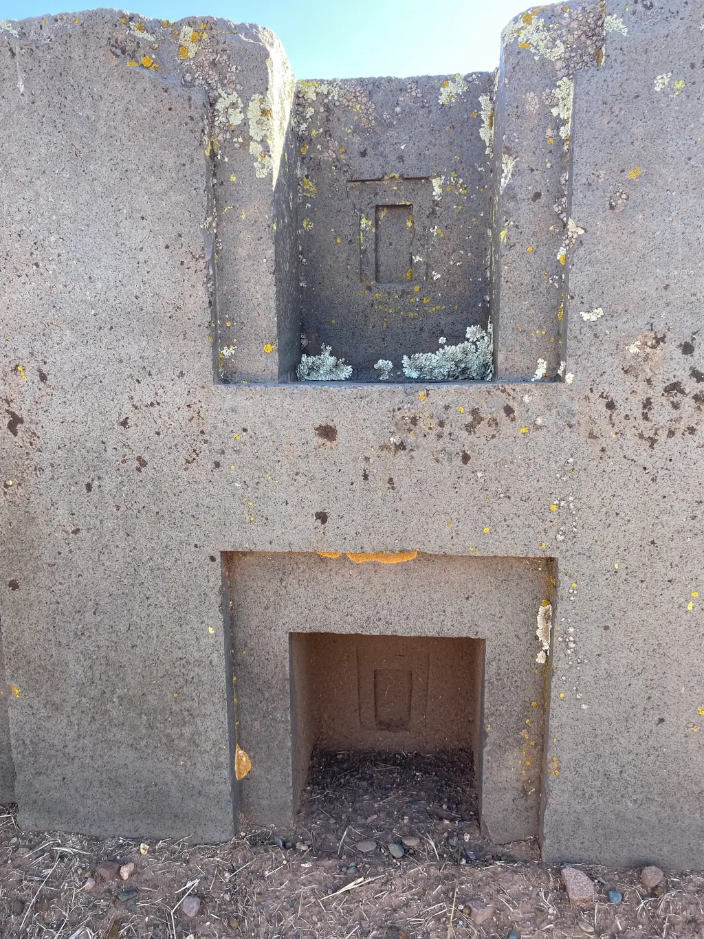 Restos arqueológicos Puma Punku, Bolivia.