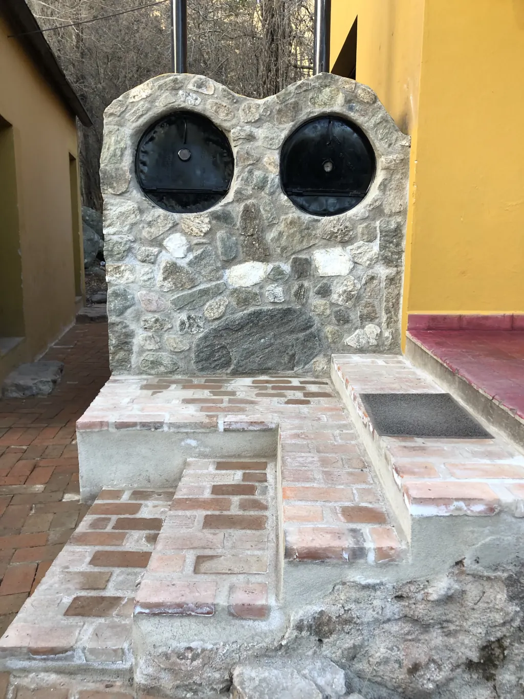 Los nuevos hornos a leña.